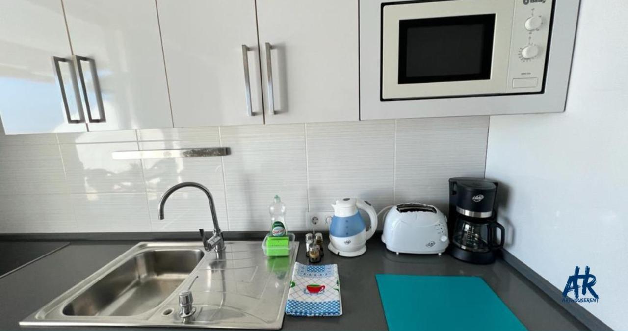 Сasa de vacaciones Arthouse Sea View - Acquamarina E Zaffiro Puerto del Carmen (Lanzarote)